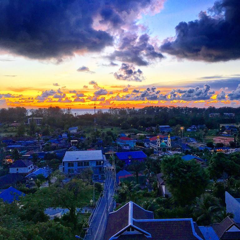 Happy Place Phuket Buitenkant foto