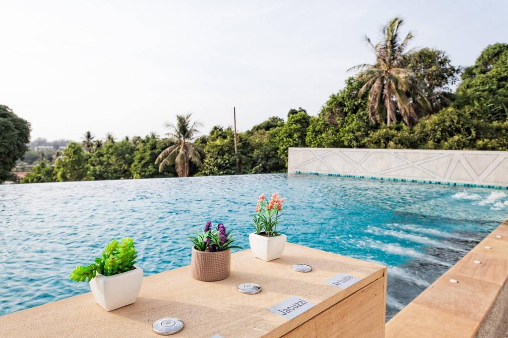 Happy Place Phuket Buitenkant foto